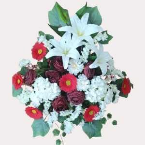 Aranžman od umjetnog cvijeća – Kontrastna elegancija